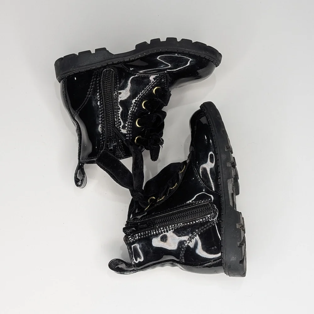 🖤 H&M Black Patent Leather Lace-Up‎ Boots — Toddler Size 20/21